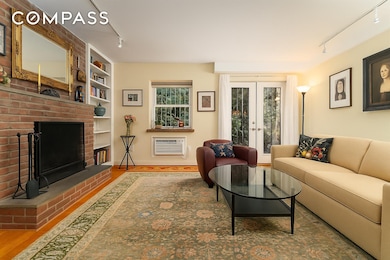 432 E 85th St unit 1R, New York, NY 10028 - photo 4