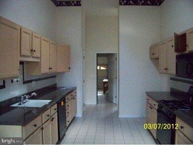 105 Toggle Rd, Manahawkin, NJ 08050 - photo 4