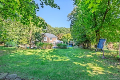 6 Edgewood Ave, Port Jefferson, NY 11777 - photo 5