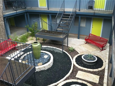 4209 Avenue B unit 203, Austin, TX 78751 - photo 2