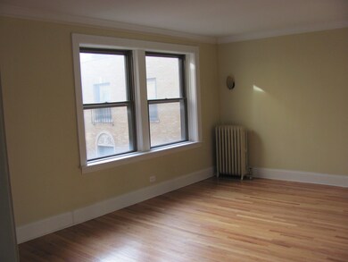 136 N Haven Rd unit 2W, Elmhurst, IL 60126 - photo 5