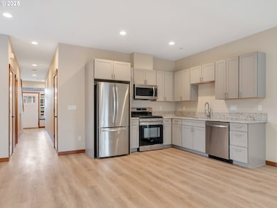 1590 SE Honeysuckle Loop, Warrenton, OR 97146 - photo 7