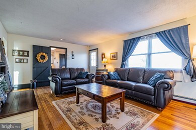 202 Main St, Red Hill, PA 18076 - photo 3