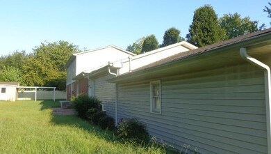 203 W Taylor St, Manchester, TN 37355 - photo 2
