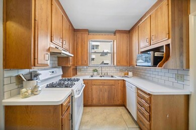 194 Northridge Rd, Columbus, OH 43214 - photo 7