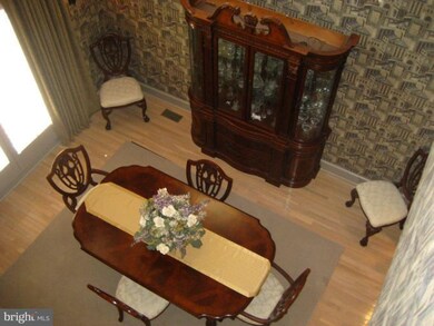 11516 Pebblecreek Dr, Lutherville Timonium, MD 21093 - photo 4