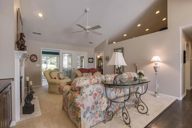 05_TigitsiWay_320_Living01