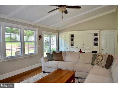 31 Pepperell Dr, Feasterville Trevose, PA 19053 - photo 3