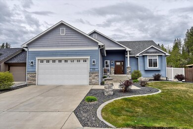 213 E Travis Ct, Spokane, WA 99208 - photo 2