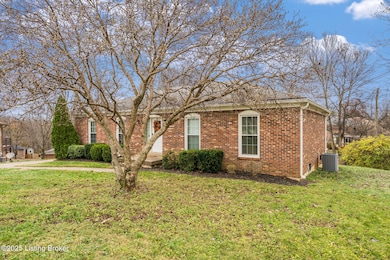 4501 Yager Ln, Louisville, KY 40241 - photo 3