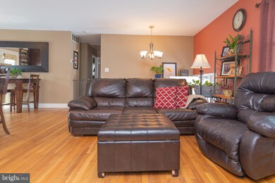 424 Nollmeyer Rd, Middle River, MD 21220 - photo 3