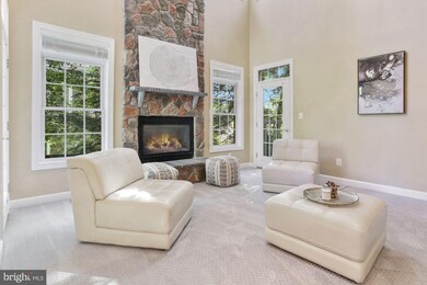 1055 Kinglet Ct, McLean, VA 22101 - photo 3