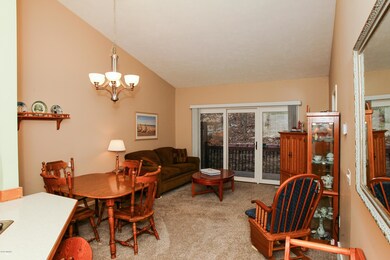 SPRING LAKE-3385