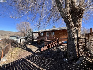 409 SE Hillcrest Rd, John Day, OR 97845 - photo 6