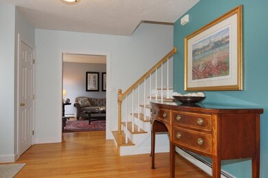 21 Howe St, Medway, MA 02053 - photo 2