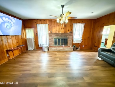 507 W Georgia Ave, McComb, MS 39648 - photo 3