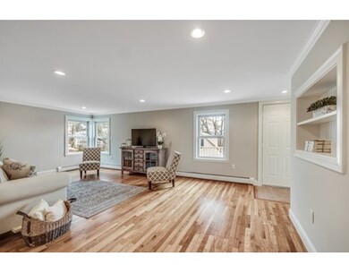 10 Arthur Woods Ave, Burlington, MA 01803 - photo 4