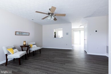 18611 Winding Creek Place, Germantown, MD 20874 - photo 6