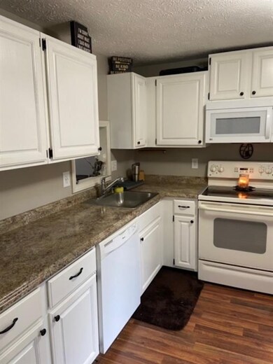 83 Quarry Cir, Milford, NH 03055 - photo 4