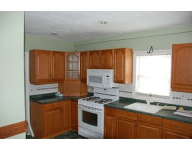 9 James St unit A, Lynn, MA 01902 - photo 3