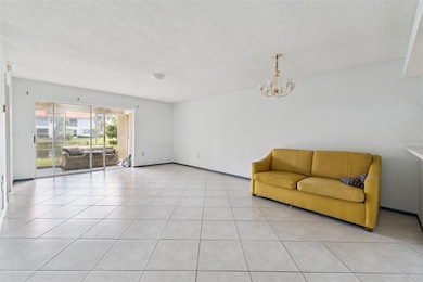 4306 Madeira Ct unit 3335, Sarasota, FL 34233 - photo 6