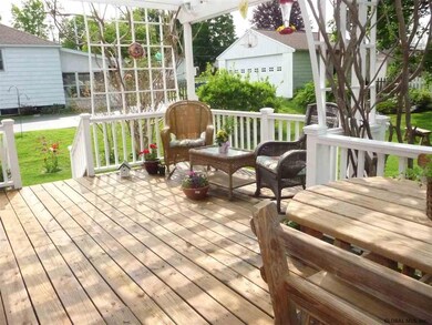 76 Green Ave, Castleton On Hudson, NY 12033 - photo 6