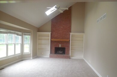 812 Leverenz Rd, Naperville, IL 60565 - photo 6