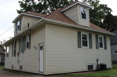 111 Fredericka St, North Tonawanda, NY 14120 - photo 3