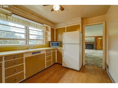 1546 7th St, West Linn, OR 97068 - photo 3