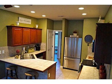 Exterior Front. Open Kitchen!