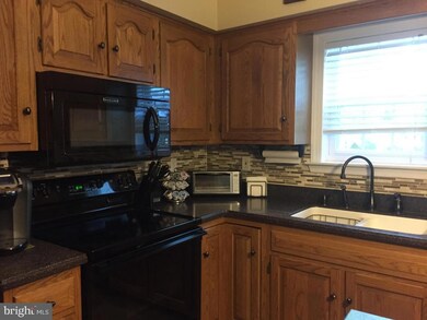 1522 Abbas Ave, Lancaster, PA 17602 - photo 5