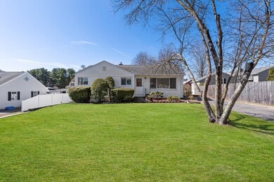 4 Fontaine St, Ludlow, MA 01056 - photo 2