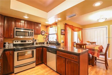 Plenty of natural and recessed lighting in the din
