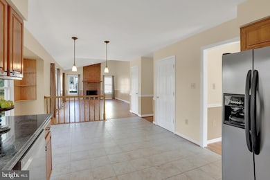 17317 Pickwick Dr, Purcellville, VA 20132 - photo 5