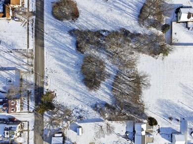 416 E Eliza St, Kenton, OH 43326 - photo 4