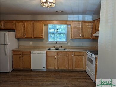 310 Barrister Cir, Guyton, GA 31312 - photo 6