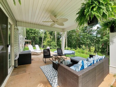 13444 Mullins Cove cover porch