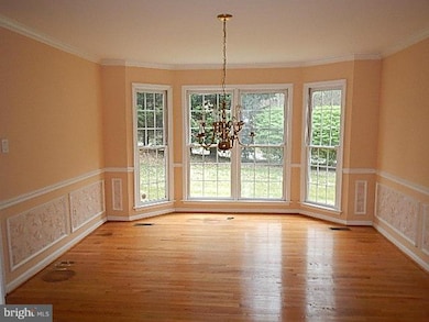 7506 Lake Glen Dr, Glenn Dale, MD 20769 - photo 6