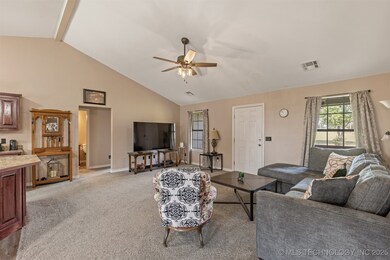 2702 N 434, Pryor, OK 74361 - photo 7