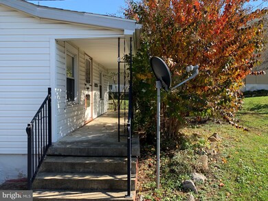 19826 Jefferson Blvd, Hagerstown, MD 21742 - photo 3