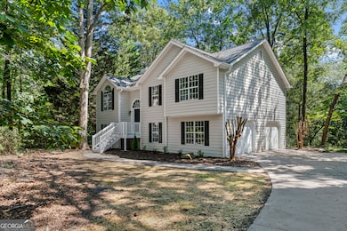 105 Creek View Dr, Hoschton, GA 30548 - photo 2