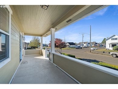 315 Birch Ave, Tillamook, OR 97141 - photo 6