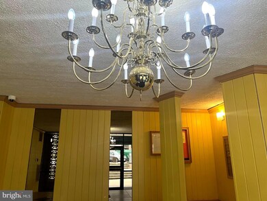 1802 Metzerott Rd unit 402, Adelphi, MD 20783 - photo 2