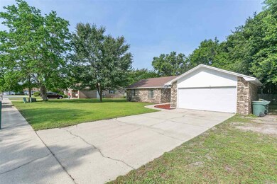 8160 Camelford Dr, Pensacola, FL 32506 - photo 2