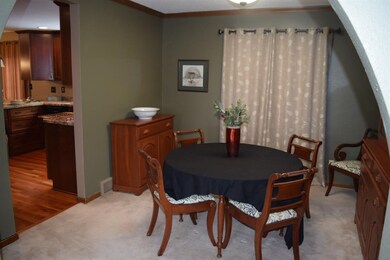 2072 Vista Cir NW, Cedar Rapids, IA 52405 - photo 6