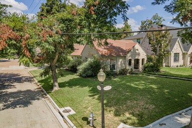 5603 Mercedes Ave, Dallas, TX 75206 - photo 2