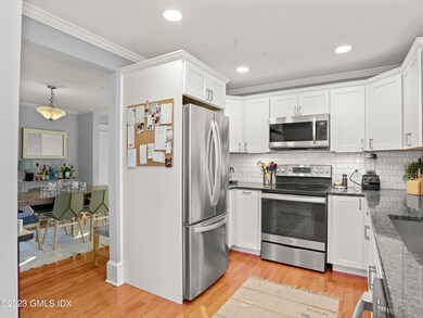 15 Locust Rd unit Cottage, Greenwich, CT 06831 - photo 6