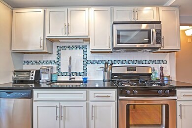 60 Perkins St unit 3, Salem, MA 01970 - photo 2