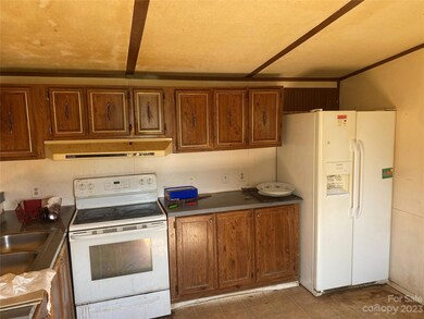 447 Cool Spring Rd, Statesville, NC 28625 - photo 7