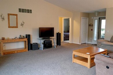 7237 York St, Dexter, MI 48130 - photo 4